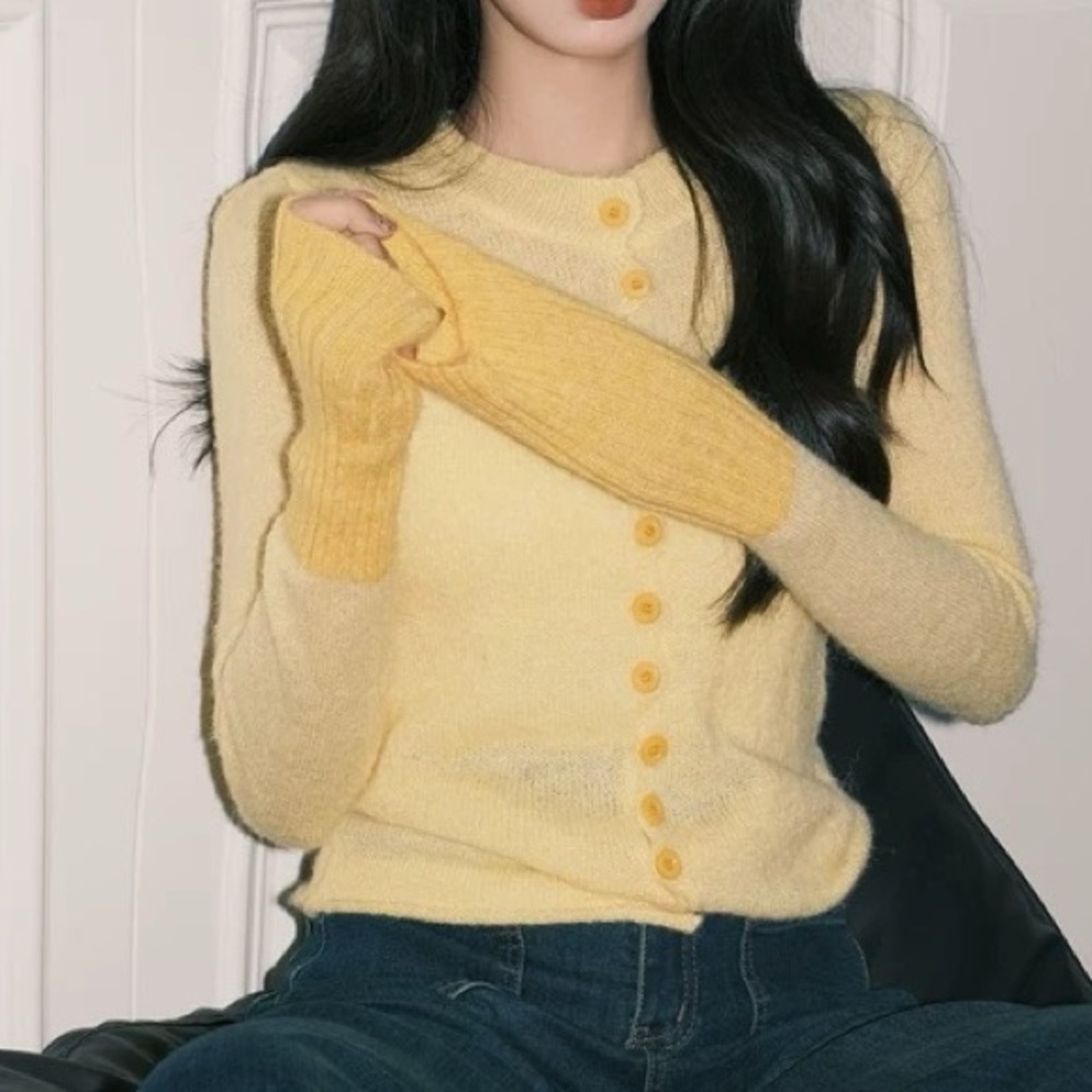 Forever 21 Yellow Sweater